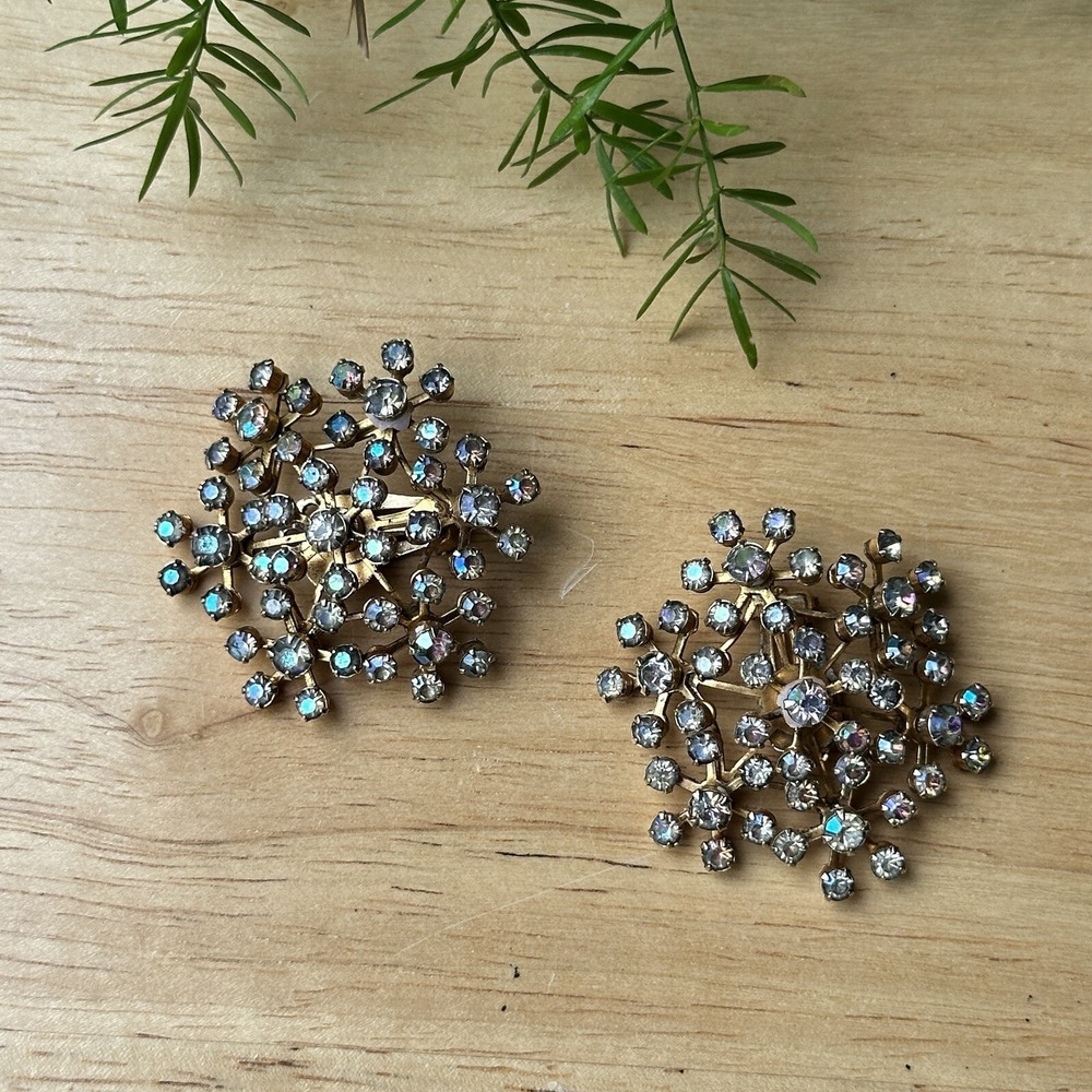 Vintage Starburst Earrings 1.5 Inch Clip Rotate Aurora Borealis Blue Rhinestone‎